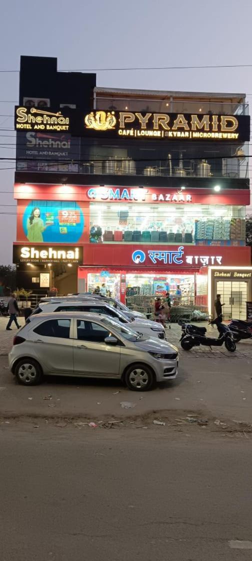 Shehnai Hotel And Banquet Hisar ภายนอก รูปภาพ